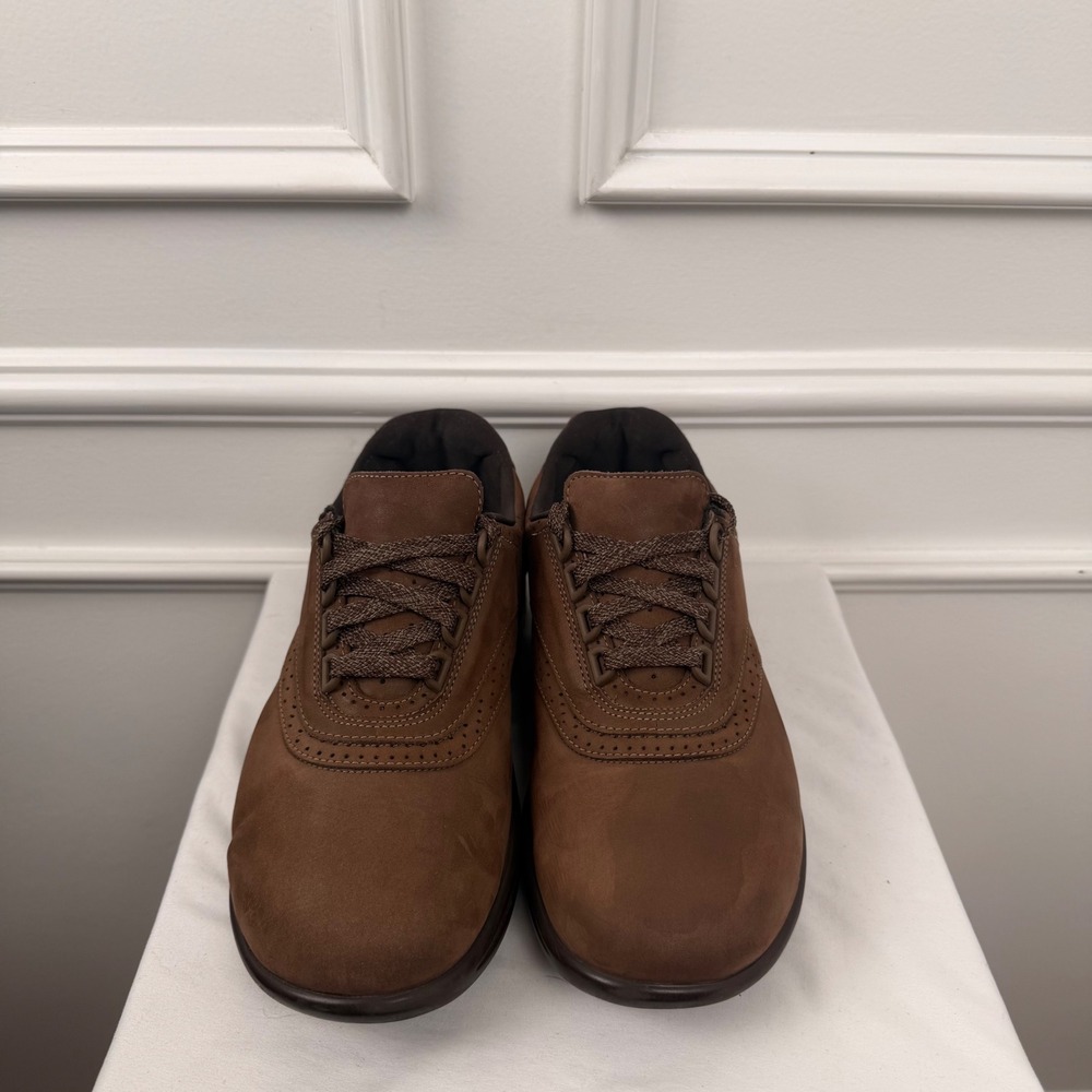 SAS Walk Easy Brown Nubuck Leather Walking Shoes Made in USA Womens Sneaker